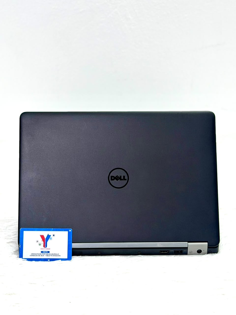 DELL LATITUDE 5550  Core(TM) i5  -5300U CPU - 15.6’’, 500 Go HDD - 8 Go Ram - Azerty