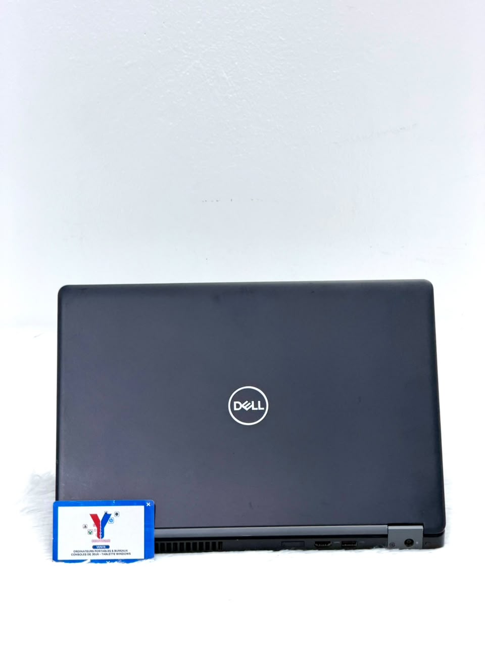 DELL Latitude 7390 Core(TM) i3  - 8130U CPU @ 2.20GHz  - 2.21GHz 13’’, 128 SSD - 4 Go Ram - Azerty